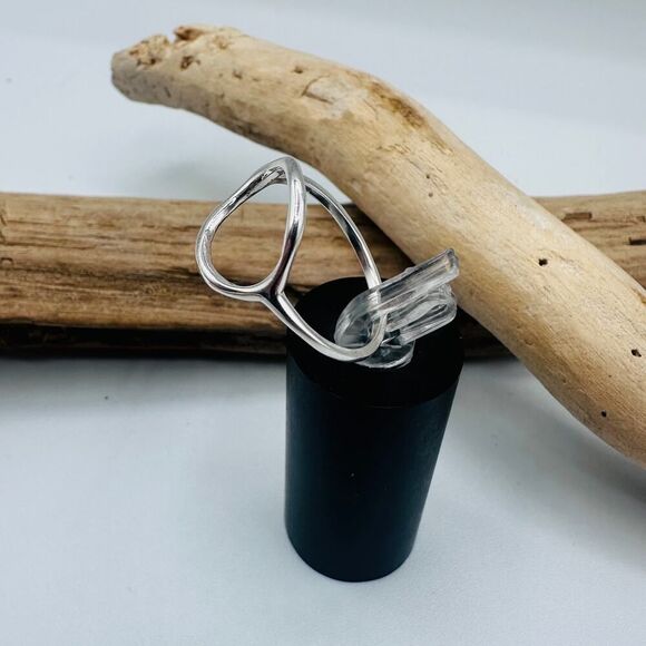 Sterling Silver Modern High Polish Circle Ring - Picture 3 of 5